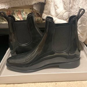 A New Day Shiny Chelsea Rain Boot (NEW)